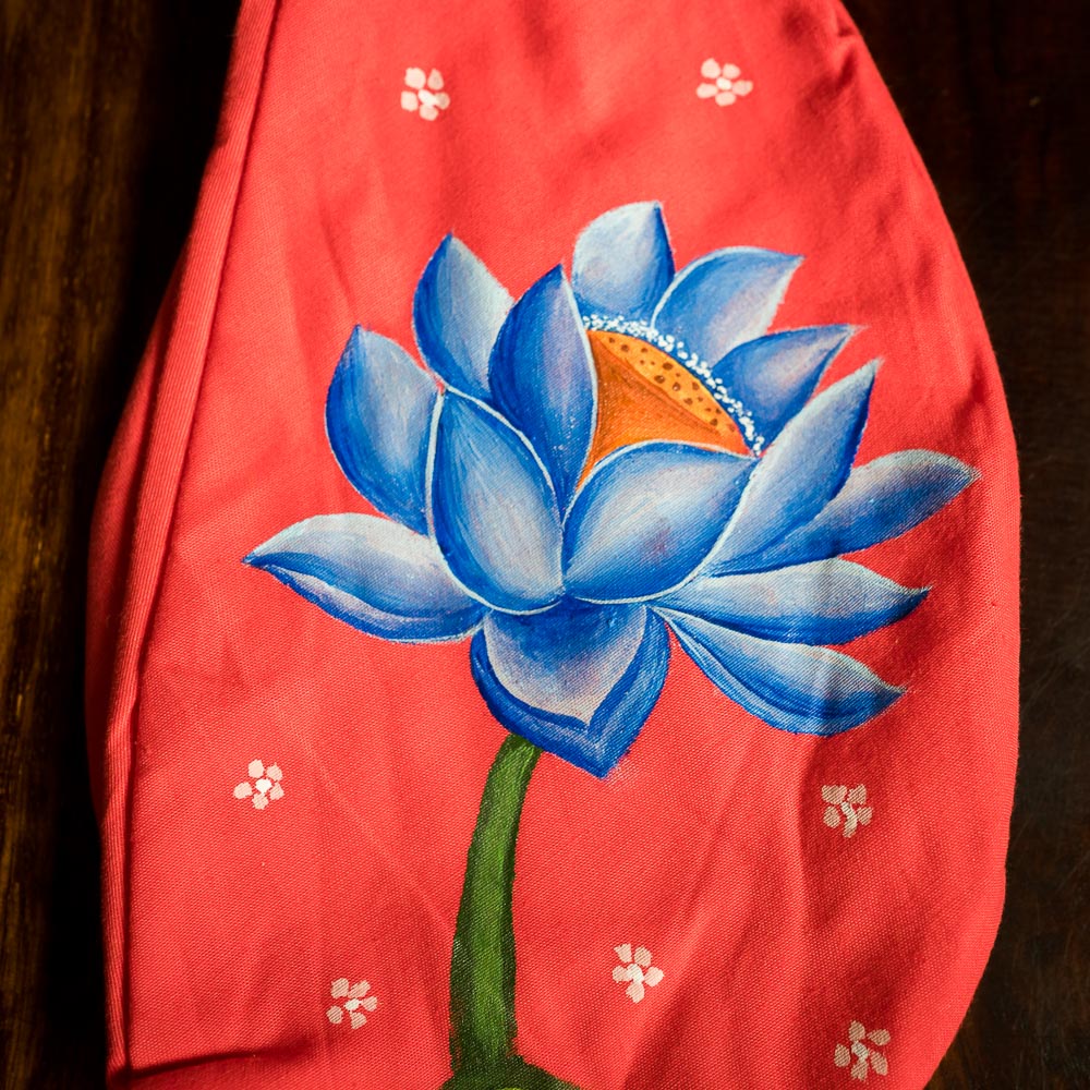 Handpainted Beadbag - Lotusflower Red
