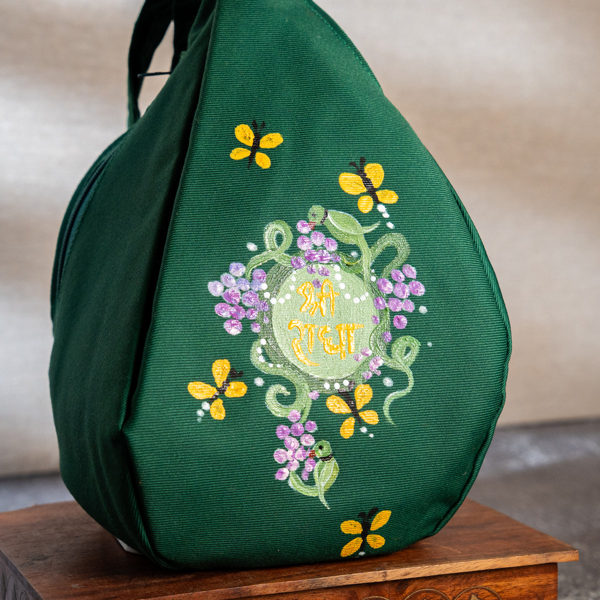 Hand-Painted Japa Mala Beadbag - Radha Krishna