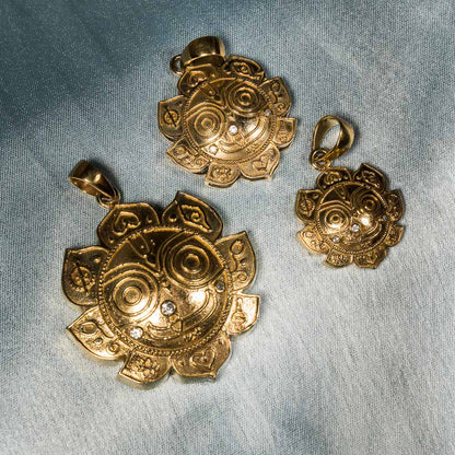 Golden Jagannath Pendant - Panchaloha