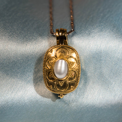 Pearl Locket Kavacha – Offered to Narasimha – Panchaloha