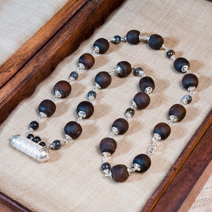 Dṛḍha mala - Silver Tulsi Mala - Anwavering Strength