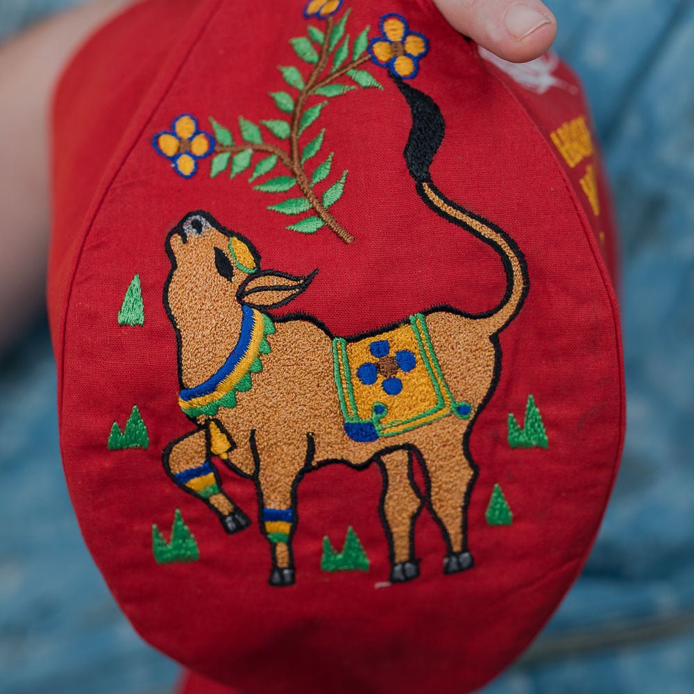 Cow Beadbag red embroidered - I Love Mayapur